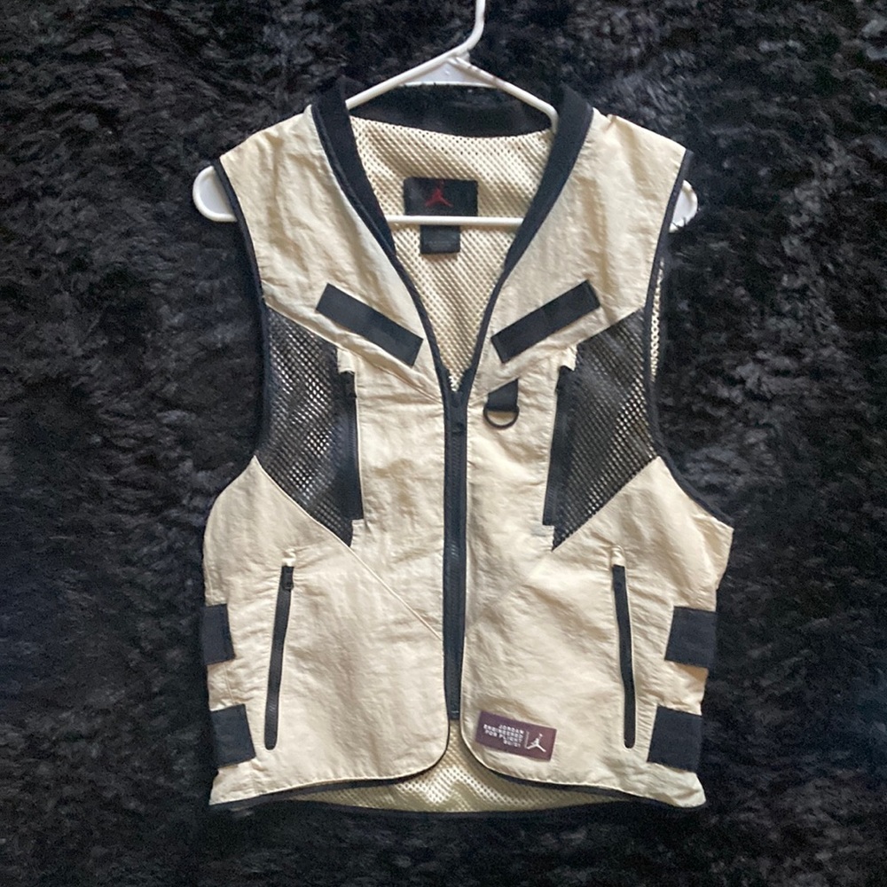 Nike Jordan small vest